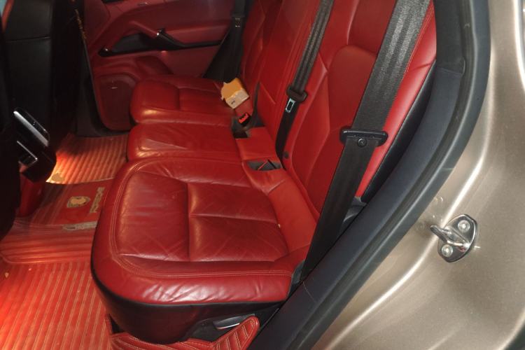 Used Porsche Cayenne 2016 Cayenne 3.0T Left Rear Seat