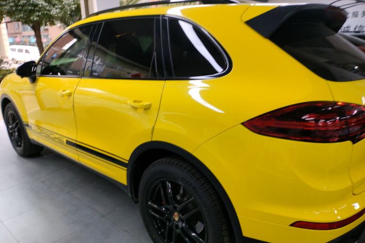 Used Porsche Cayenne 2016 Cayenne 3.0T Left Side