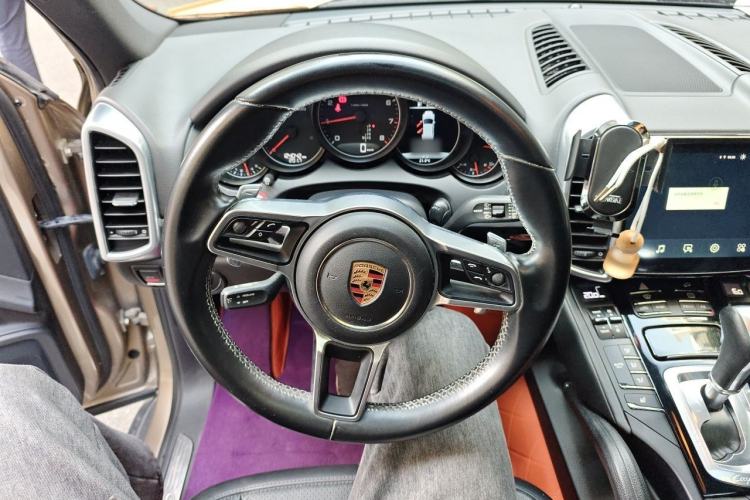 Used Porsche Cayenne 2016 Cayenne 3.0T Steering Wheel