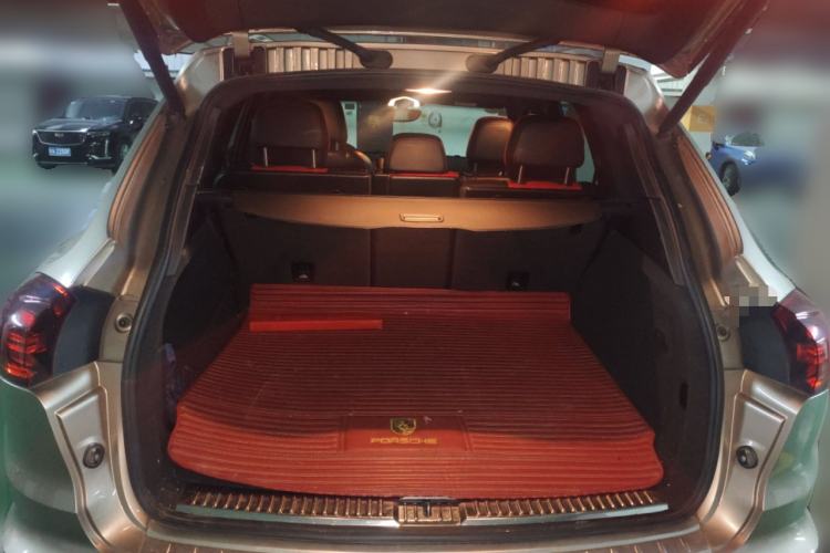 Used Porsche Cayenne 2016 Cayenne 3.0T Trunk