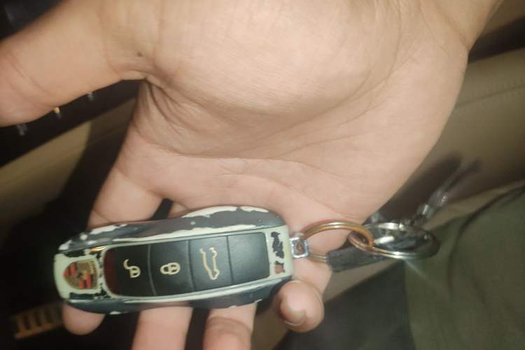 Used Porsche Cayenne 2016 Cayenne 3.0T Vehicle Key