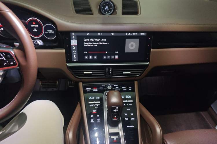 Used Porsche Cayenne 2018 Cayenne S 2.9T Audio And AC Panel
