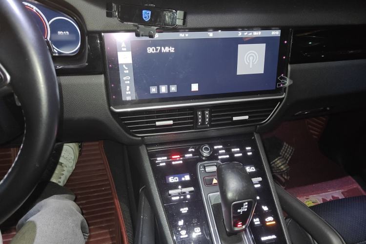 Used Porsche Cayenne 2018 Cayenne 3.0T Audio And AC Panel