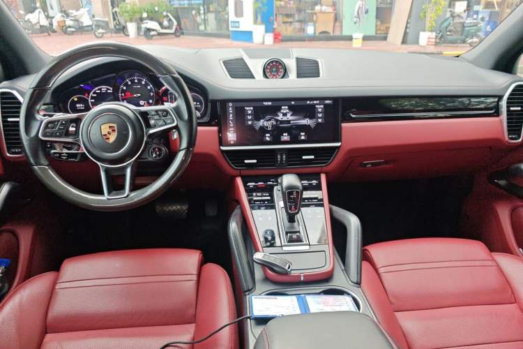 Used Porsche Cayenne 2018 Cayenne 3.0T Center Console