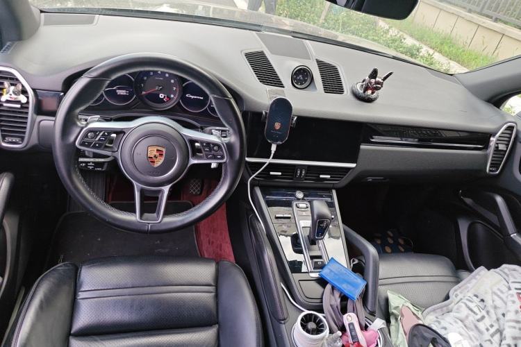 Used Porsche Cayenne 2018 Cayenne 3.0T Center Console