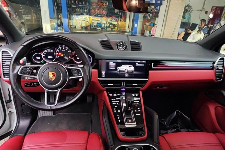Used Porsche Cayenne 2018 Cayenne 3.0T Center Console