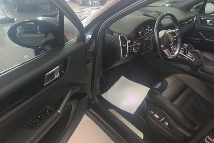 Used Porsche Cayenne 2018 Cayenne 3.0T Driver Seat