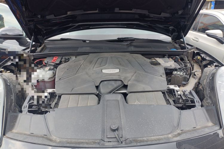 Used Porsche Cayenne 2018 Cayenne 3.0T Engine Bay