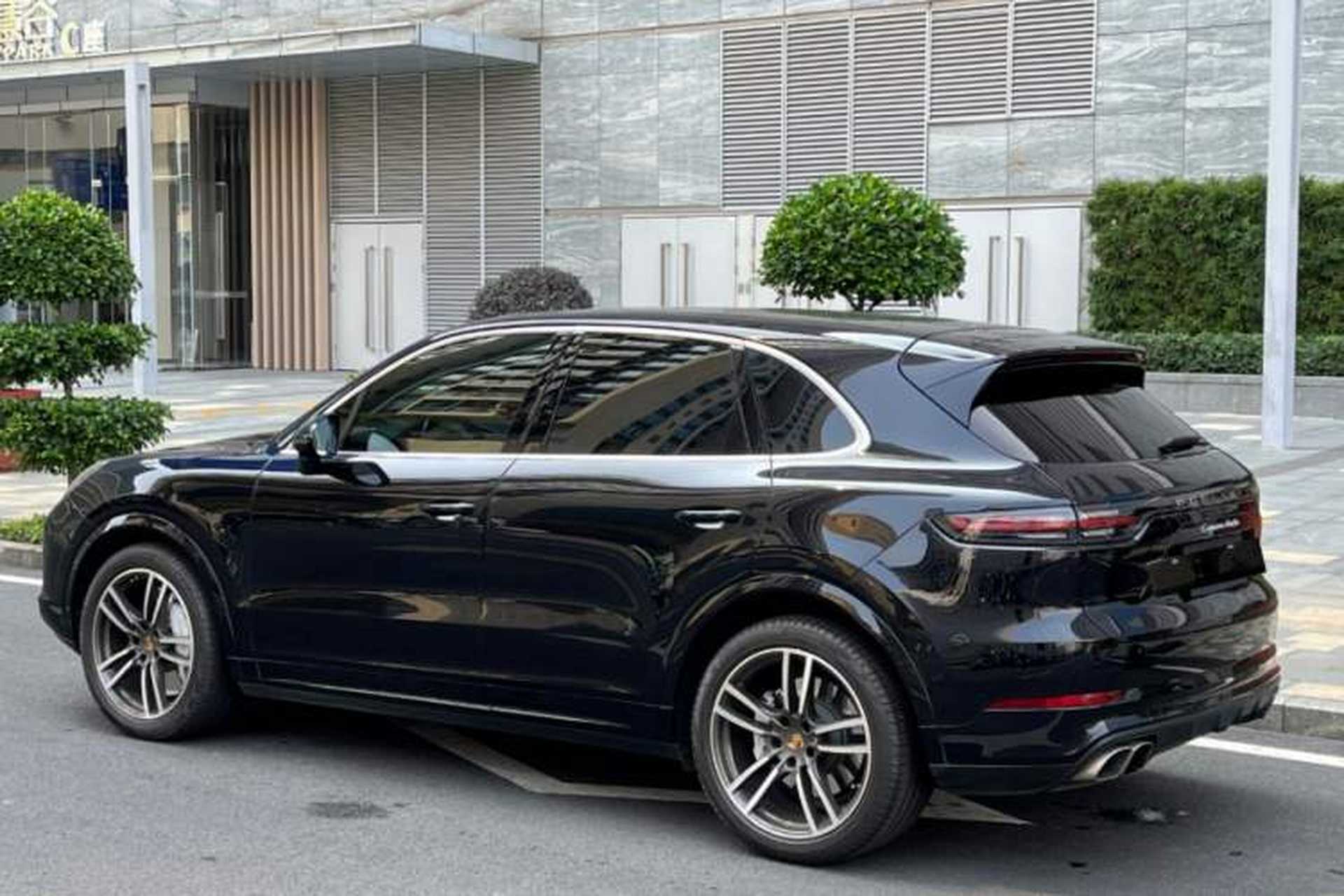 Used Porsche Cayenne 2018 Cayenne Turbo 4.0T Exterior 2
