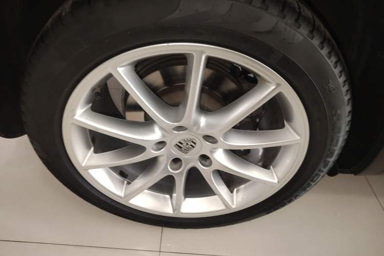 Used Porsche Cayenne 2018 Cayenne 3.0T Exterior 5