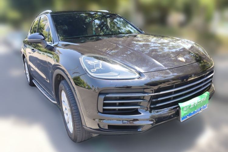 Used Porsche Cayenne 2018 Cayenne 3.0T Front Right 45 Deg