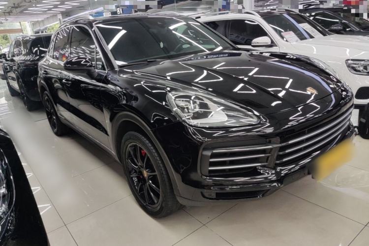 Used Porsche Cayenne 2018 Cayenne 3.0T Front Right 45 Deg