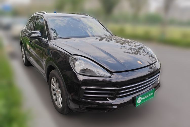 Used Porsche Cayenne 2018 Cayenne 3.0T Front Right 45 Deg