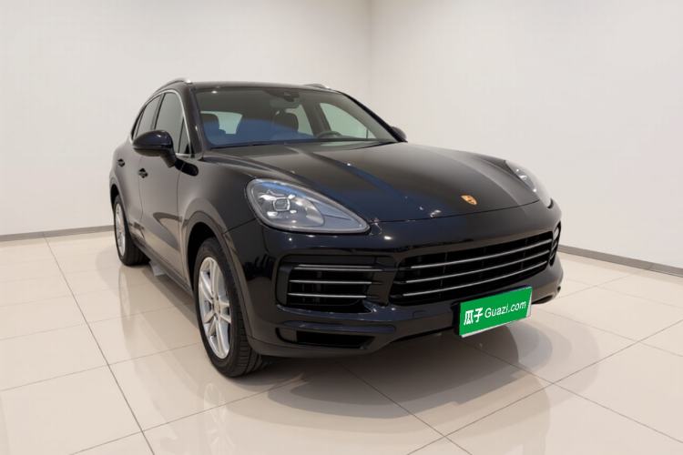 Used Porsche Cayenne 2018 Cayenne 3.0T Front Right 45 Deg