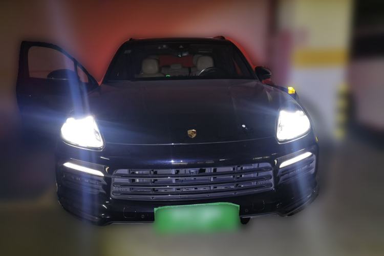 Used Porsche Cayenne 2018 Cayenne 3.0T Front