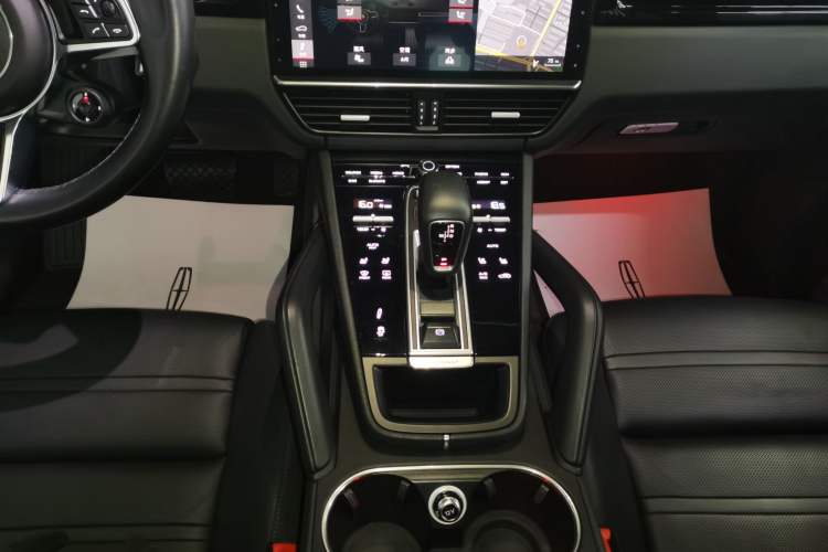 Used Porsche Cayenne 2018 Cayenne 3.0T Gear Lever