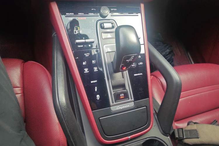 Used Porsche Cayenne 2018 Cayenne 3.0T Gear Lever