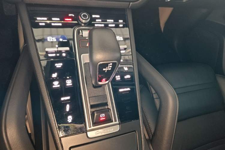 Used Porsche Cayenne 2018 Cayenne 3.0T Gear Lever