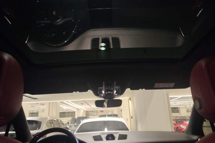 Used Porsche Cayenne 2018 Cayenne Turbo 4.0T Headliner