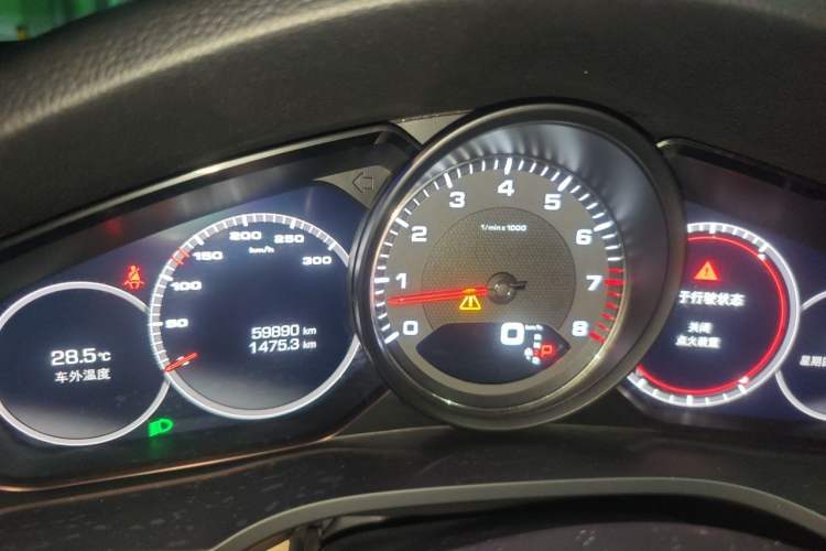 Used Porsche Cayenne 2018 Cayenne S 2.9T Instrument Cluster