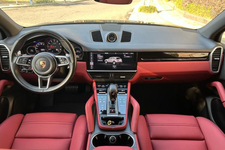 Used Porsche Cayenne 2018 Cayenne 3.0T Interior 1