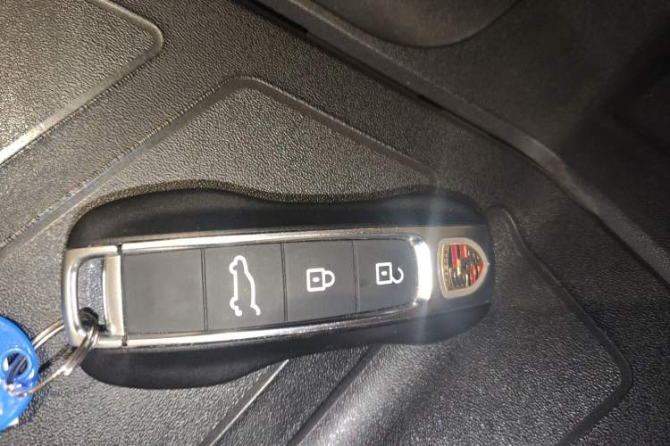 Used Porsche Cayenne 2018 Cayenne Turbo 4.0T Interior 1