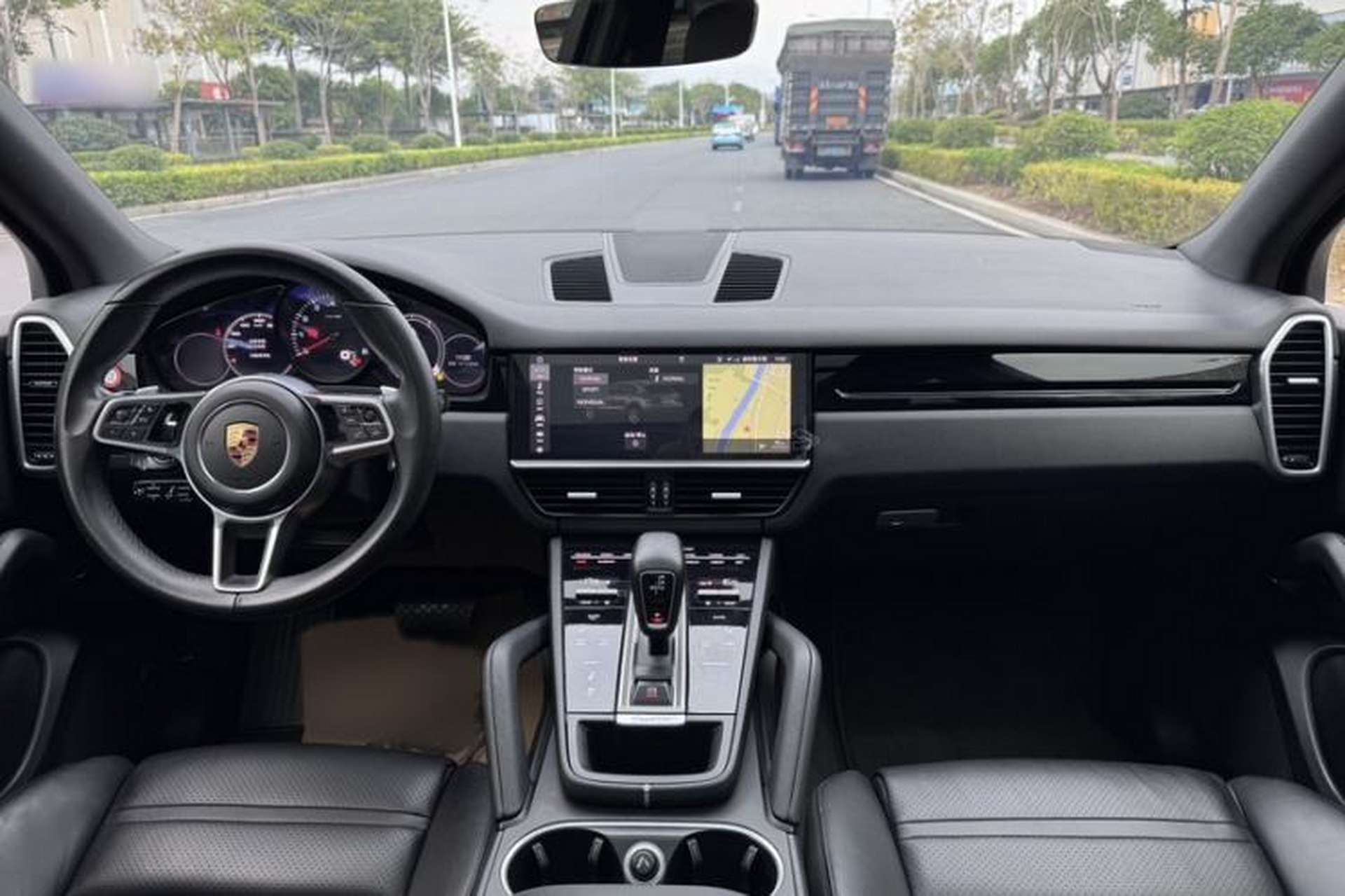 Used Porsche Cayenne 2018 Cayenne 3.0T Interior 2