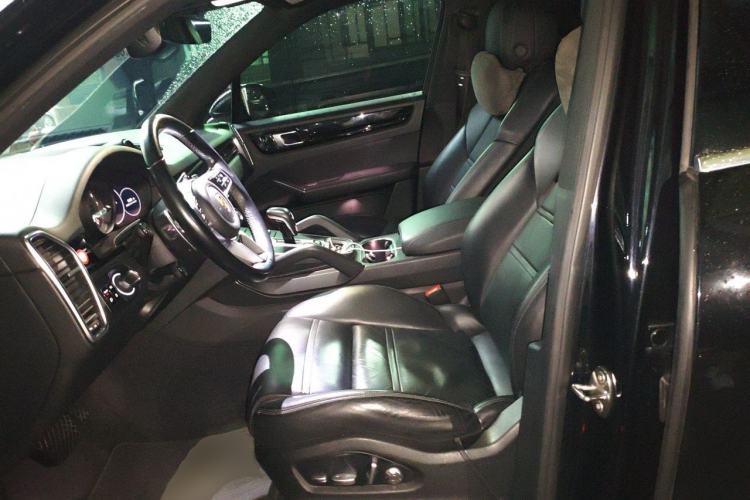 Used Porsche Cayenne 2018 Cayenne 3.0T Left Front Seat