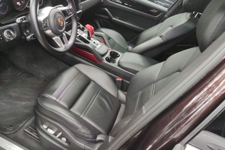 Used Porsche Cayenne 2018 Cayenne 3.0T Left Front Seat