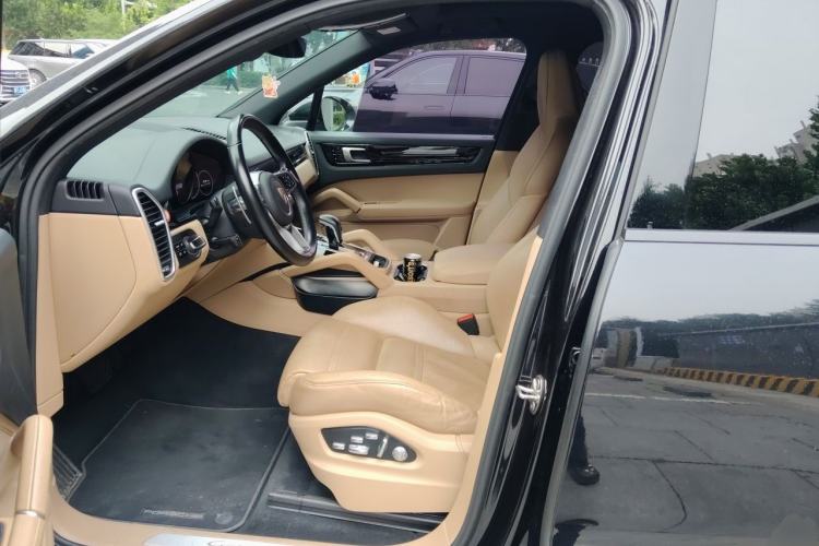 Used Porsche Cayenne 2018 Cayenne 3.0T Left Front Seat