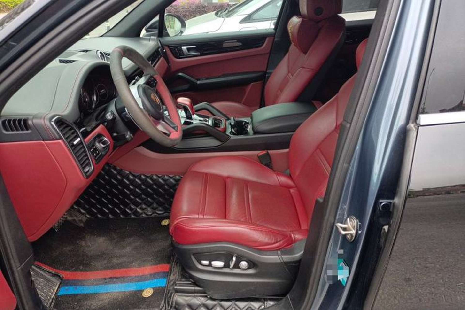 Used Porsche Cayenne 2018 Cayenne 3.0T Left Front Seat