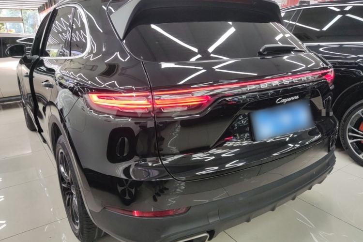 Used Porsche Cayenne 2018 Cayenne 3.0T Rear