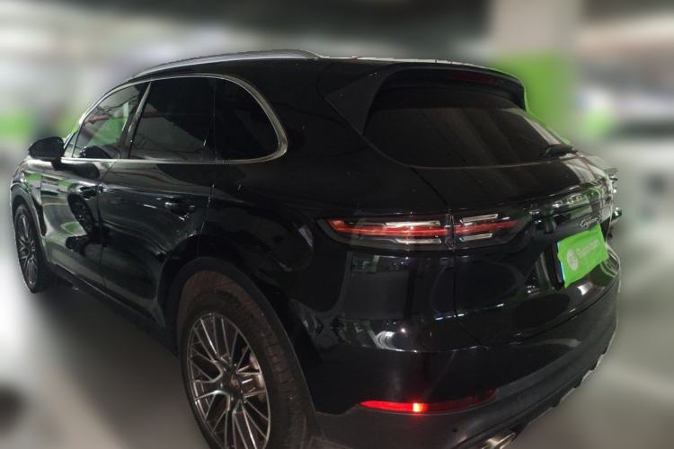 Used Porsche Cayenne 2018 Cayenne S 2.9T Rear Left 45 Deg