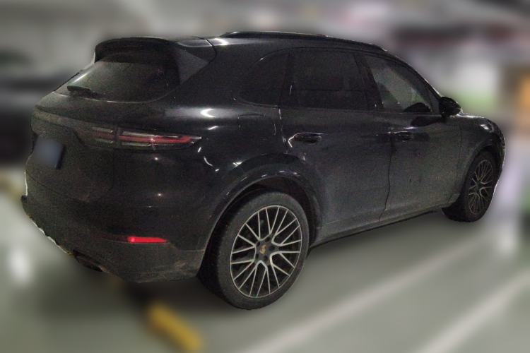 Used Porsche Cayenne 2018 Cayenne 3.0T Rear Right 45 Deg