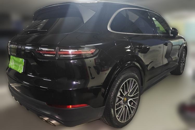 Used Porsche Cayenne 2018 Cayenne 3.0T Rear Right 45 Deg
