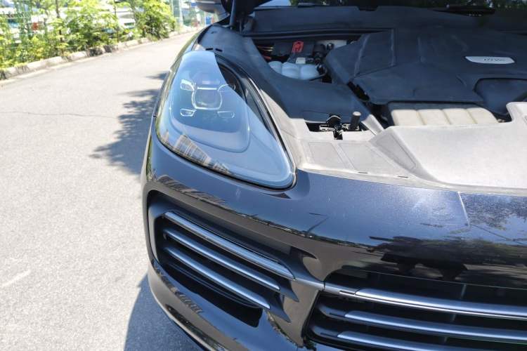 Used Porsche Cayenne 2018 Cayenne 3.0T Right Front Headlight