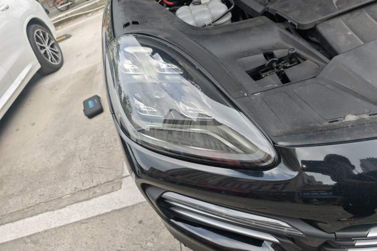 Used Porsche Cayenne 2018 Cayenne 3.0T Right Front Headlight