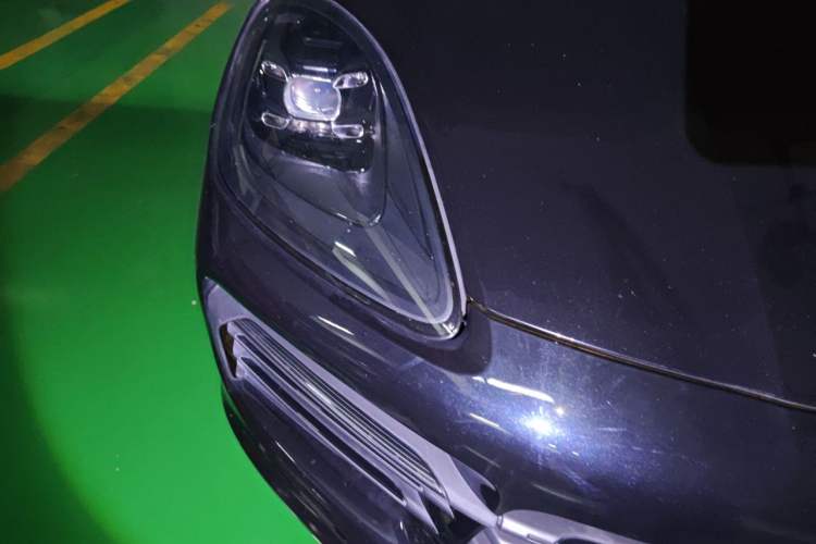 Used Porsche Cayenne 2018 Cayenne 3.0T Right Front Headlight