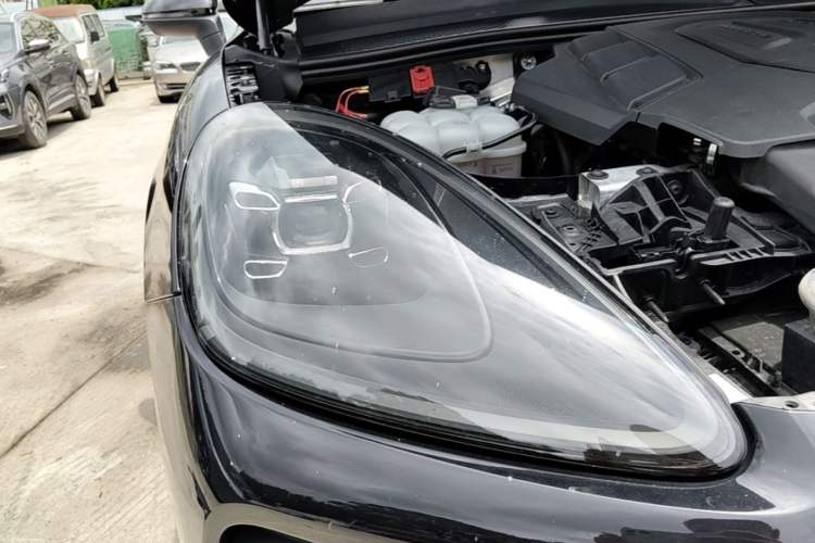 Used Porsche Cayenne 2018 Cayenne 3.0T Right Front Headlight