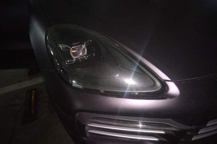 Used Porsche Cayenne 2018 Cayenne 3.0T Right Front Headlight