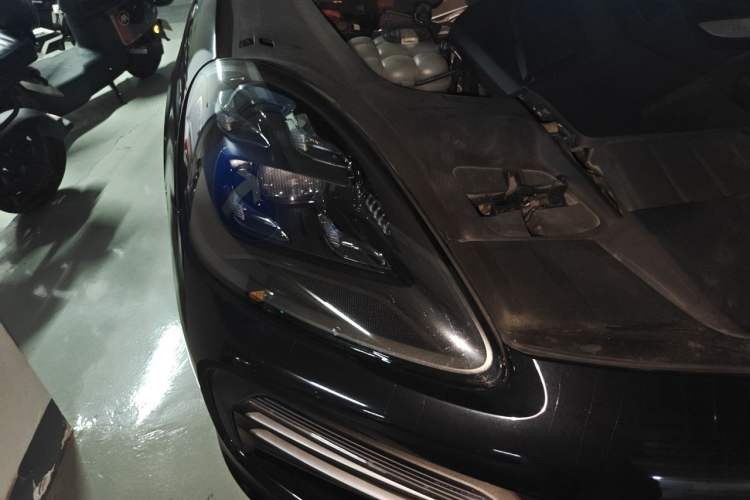 Used Porsche Cayenne 2018 Cayenne 3.0T Right Front Headlight