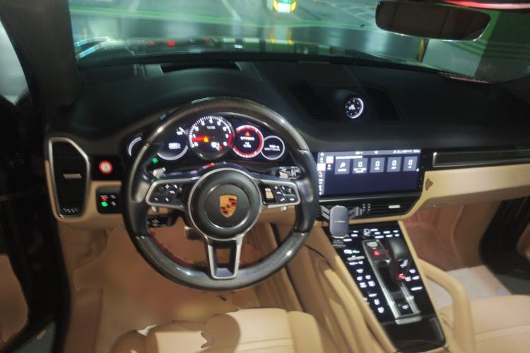Used Porsche Cayenne 2018 Cayenne S 2.9T Steering Wheel