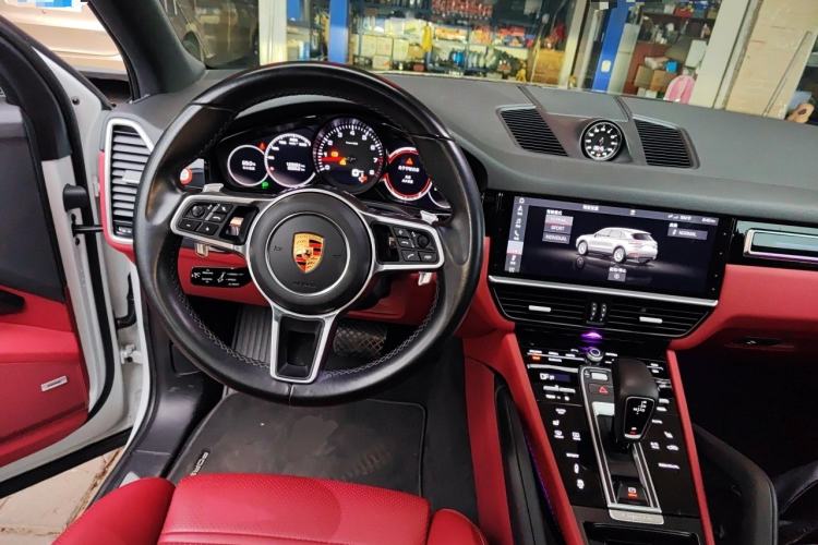 Used Porsche Cayenne 2018 Cayenne 3.0T Steering Wheel