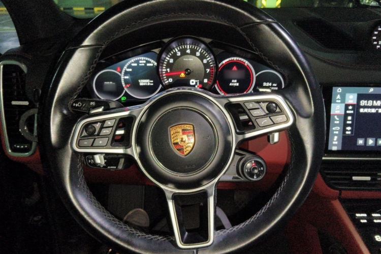 Used Porsche Cayenne 2018 Cayenne 3.0T Steering Wheel
