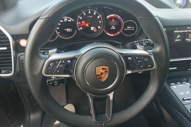 Used Porsche Cayenne 2018 Cayenne 3.0T Steering Wheel