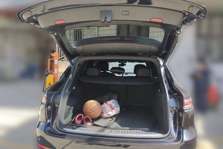 Used Porsche Cayenne 2018 Cayenne 3.0T Trunk