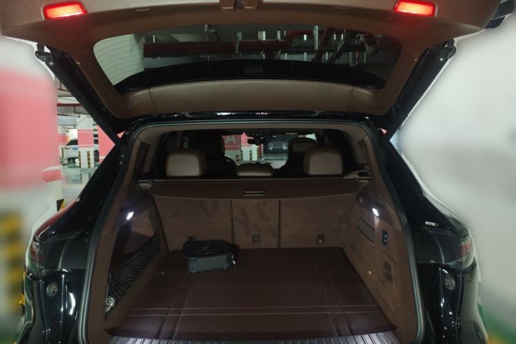 Used Porsche Cayenne 2018 Cayenne S 2.9T Trunk