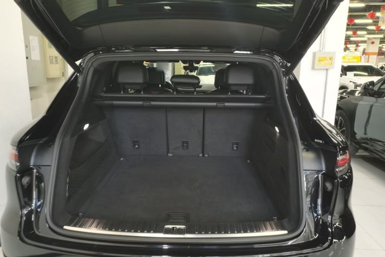 Used Porsche Cayenne 2018 Cayenne 3.0T Trunk