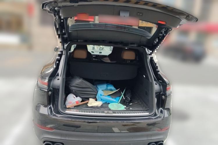 Used Porsche Cayenne 2018 Cayenne 3.0T Trunk