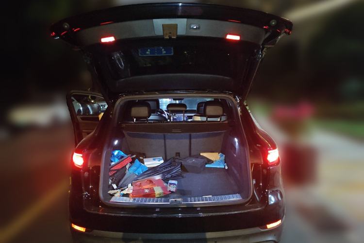 Used Porsche Cayenne 2018 Cayenne 3.0T Trunk